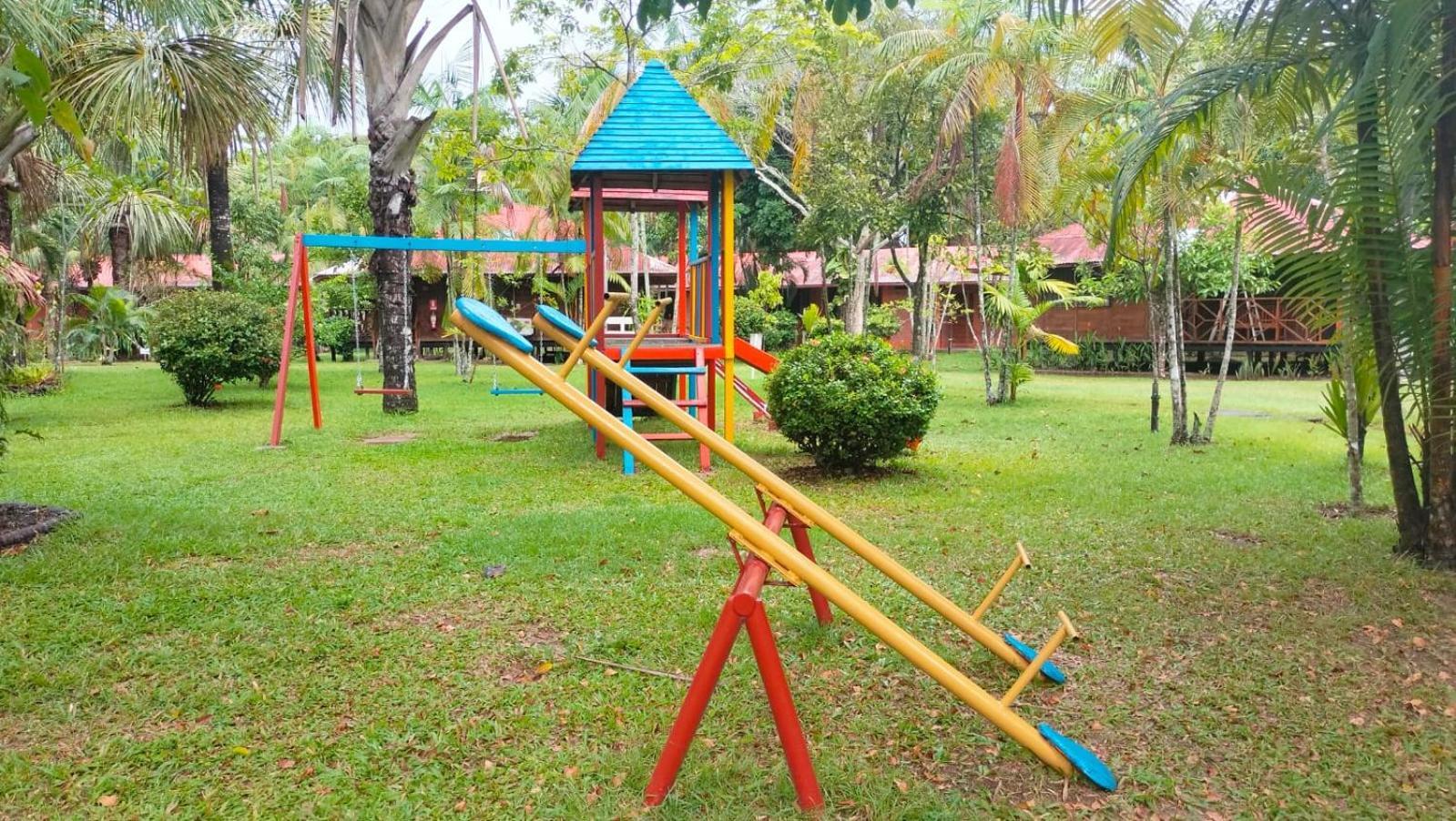 Manish Hotel Ecologico Pucallpa Exterior photo