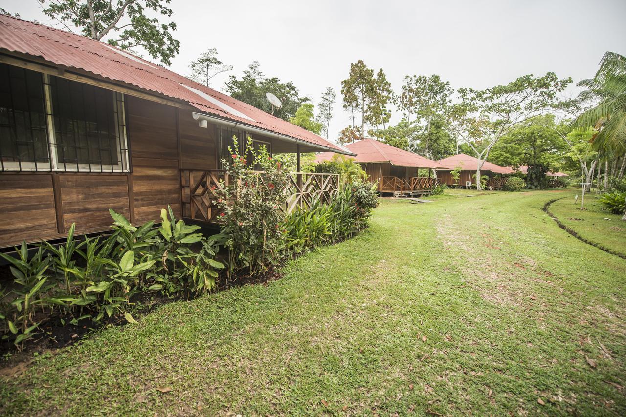 Manish Hotel Ecologico Pucallpa Exterior photo