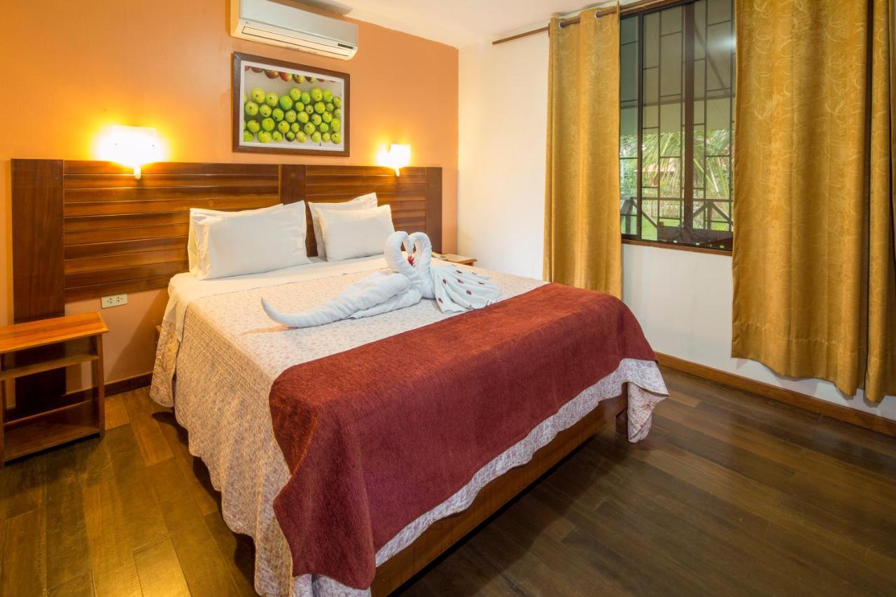 Manish Hotel Ecologico Pucallpa Exterior photo